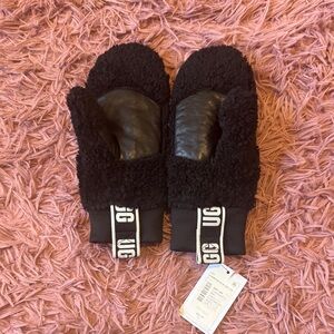 UGG Black Sherpa Mittens with Leather Detail